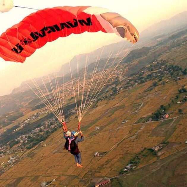 Thrilling Paragliding in Mussoorie